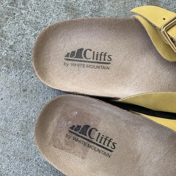 Cliffs by White Mountain Gionna Yellow Sandals - Picture 2 of 11